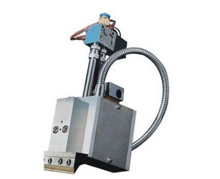 Single-knife glue gun
